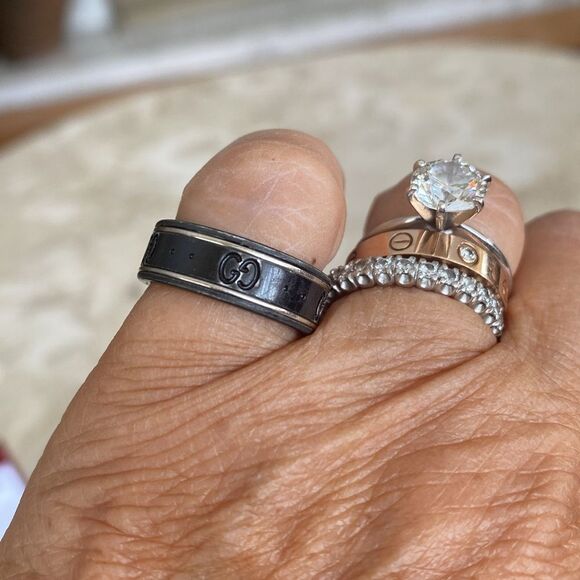 Gucci Icon Thin Band Synthetic Corundum & 18K White Gold - Picture 7 of 11